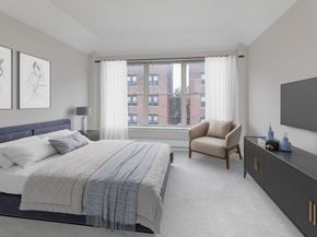 910 Beacon St 4, Boston MA 02215