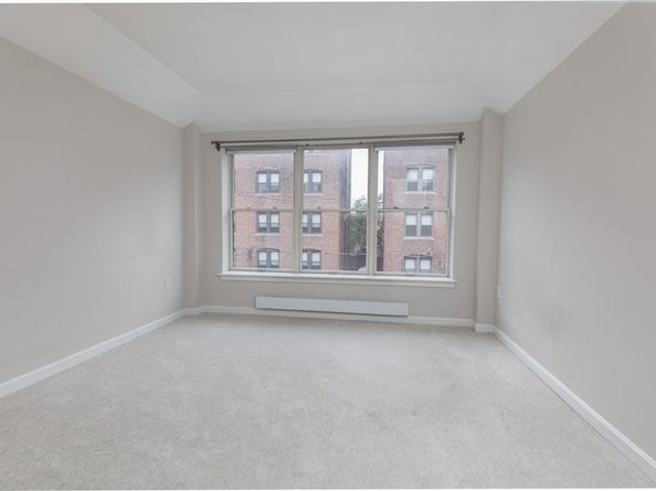 910 Beacon St 4, Boston MA 02215