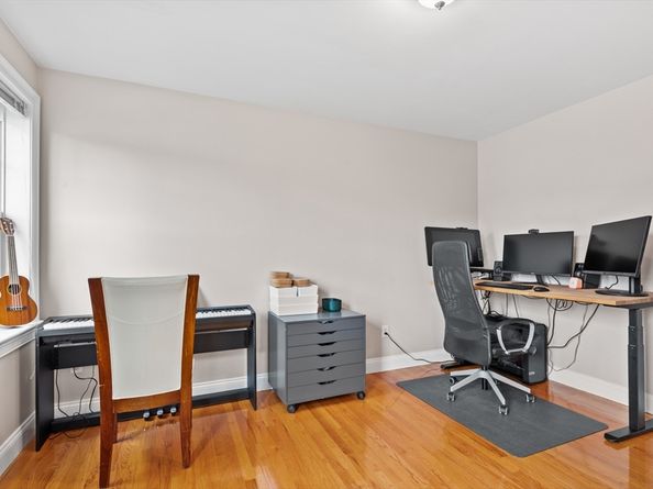 7 Fox St 1, Boston MA 02122