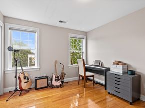 7 Fox St 1, Boston MA 02122