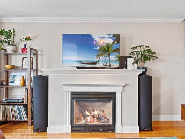 7 Fox St 1, Boston MA 02122