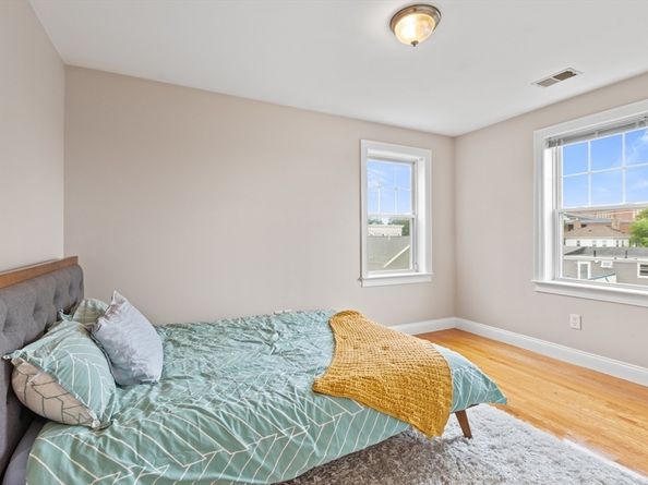 7 Fox St 1, Boston MA 02122