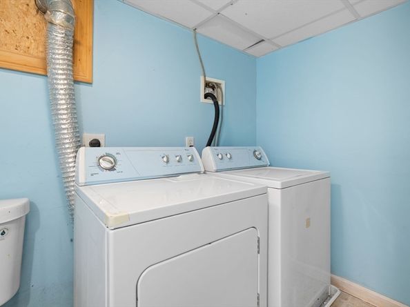 10 Carlida Rd, Groveland MA 01834