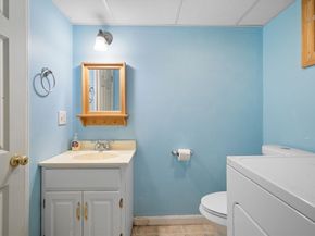 10 Carlida Rd, Groveland MA 01834