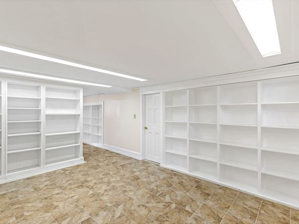 1 Spinney Ter, Belmont MA 02478