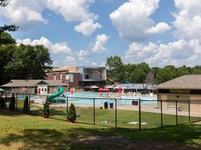 1 Spinney Ter, Belmont MA 02478