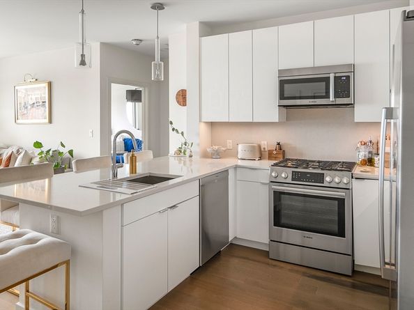 45 Lewis St 214, Boston MA 02128