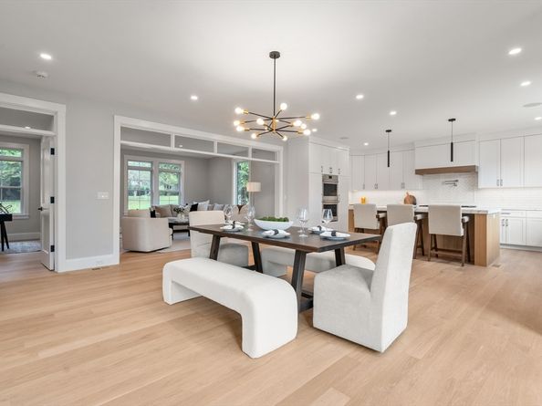 53 Crestview Rd, Belmont MA 02478