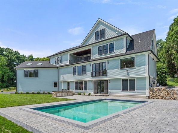 53 Crestview Rd, Belmont MA 02478