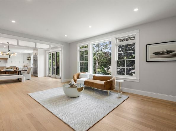 53 Crestview Rd, Belmont MA 02478