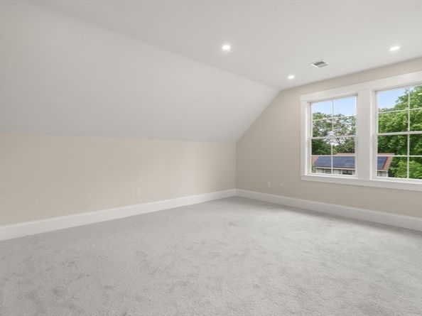 53 Crestview Rd, Belmont MA 02478