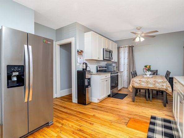 87 Eaton St, Fitchburg MA 01420