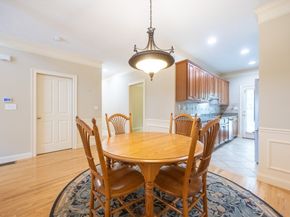 4 Lowell Dr 4, Hopkinton MA 01748