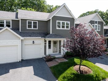 4 Lowell Dr