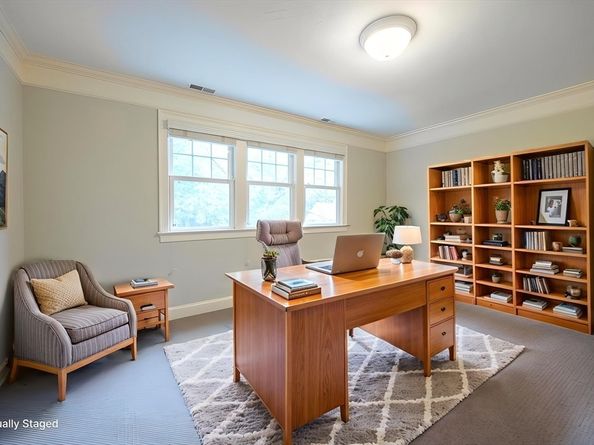 4 Lowell Dr 4, Hopkinton MA 01748