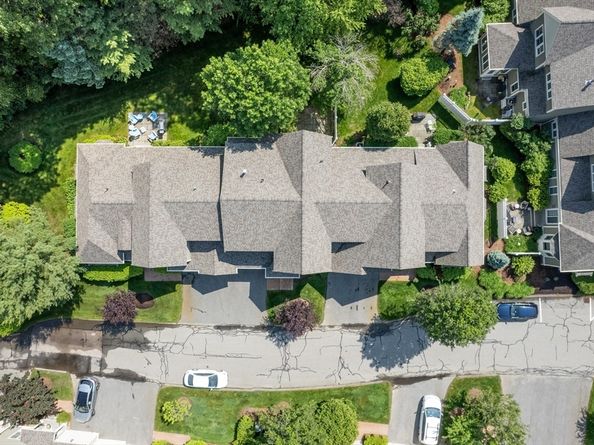 4 Lowell Dr 4, Hopkinton MA 01748