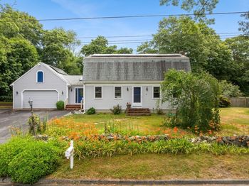 10 Gosnold St