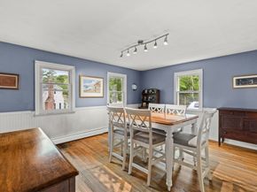 10 Gosnold St, Mattapoisett MA 02739