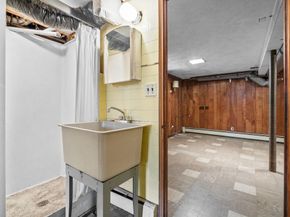 114 Parker Rd, Wakefield MA 01880