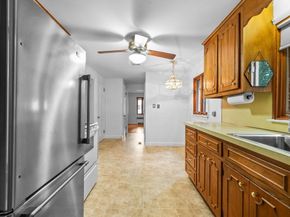 114 Parker Rd, Wakefield MA 01880