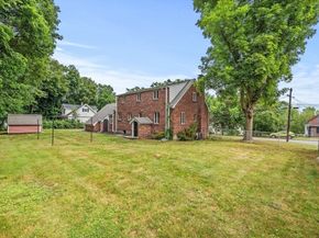 114 Parker Rd, Wakefield MA 01880
