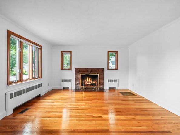 114 Parker Rd, Wakefield MA 01880