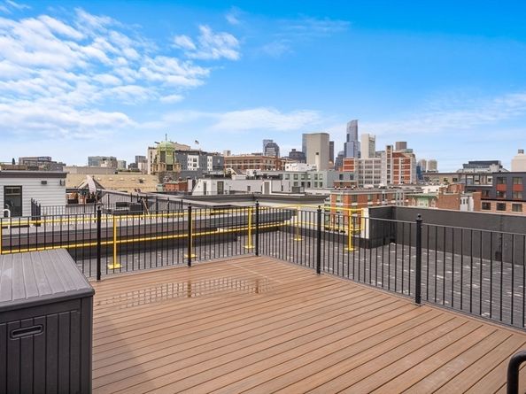 51 Silver St PH, Boston MA 02127