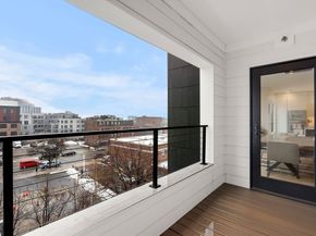 51 Silver St PH, Boston MA 02127