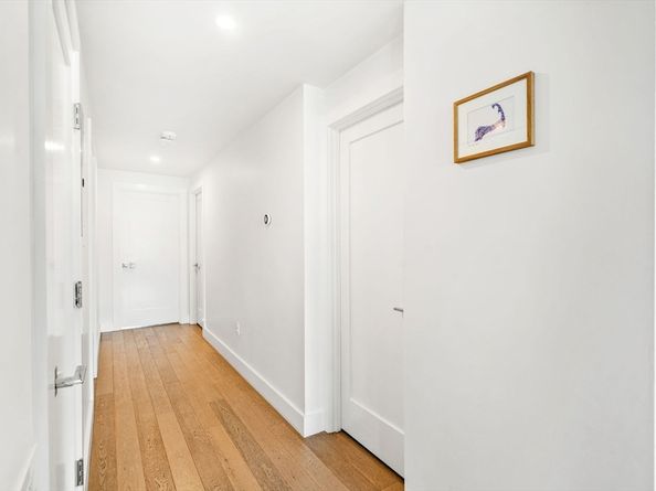 51 Silver St PH, Boston MA 02127