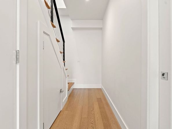 51 Silver St PH, Boston MA 02127