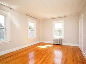 11 Holden Street, Worcester MA 01605