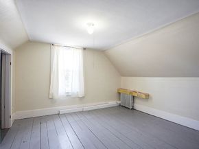 11 Holden Street, Worcester MA 01605