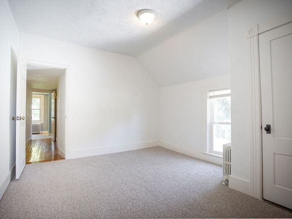 11 Holden Street, Worcester MA 01605