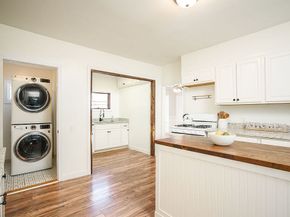 11 Holden Street, Worcester MA 01605