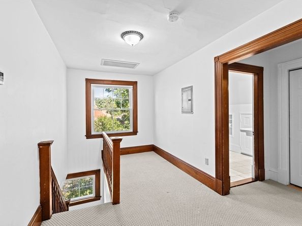 35 Bradford Rd, Newton MA 02461