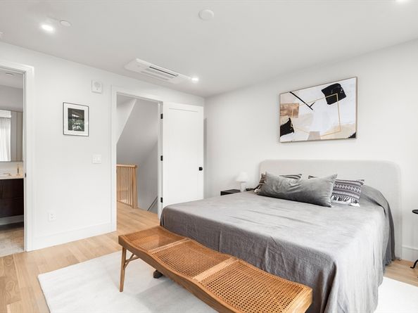 63 Bristol Street 63, Cambridge MA 02141