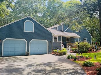 24 Bells Brook Rd
