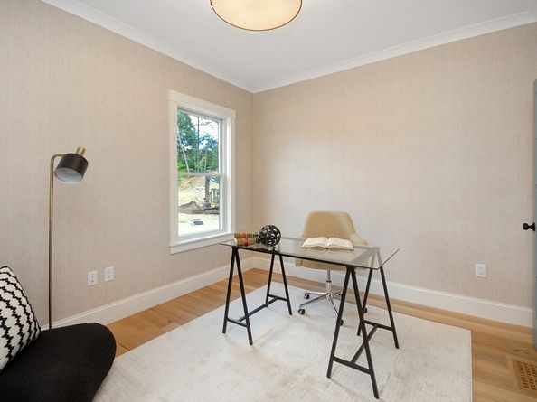 1053 Main St 5, Concord MA 01742
