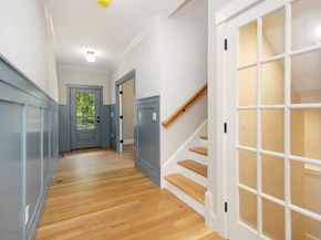 1053 Main St 5, Concord MA 01742