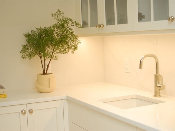 1053 Main St 5, Concord MA 01742