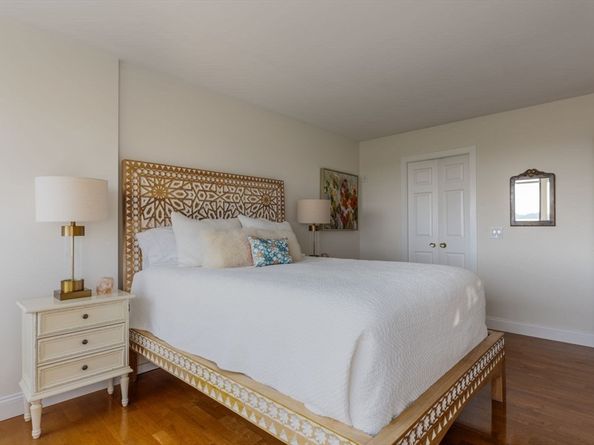 250 Hammond Pond Parkway 1610N, Newton MA 02467