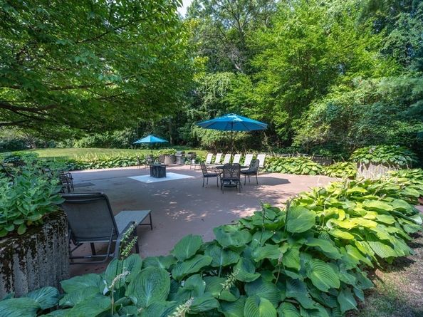 250 Hammond Pond Parkway 1610N, Newton MA 02467
