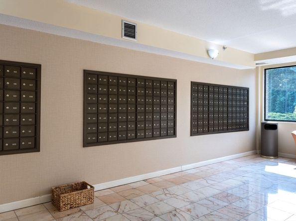 250 Hammond Pond Parkway 1610N, Newton MA 02467
