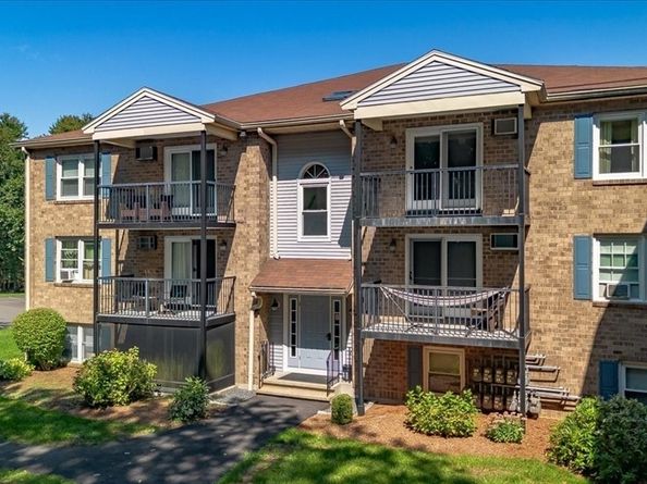 610 S Franklin St D304, Holbrook MA 02343