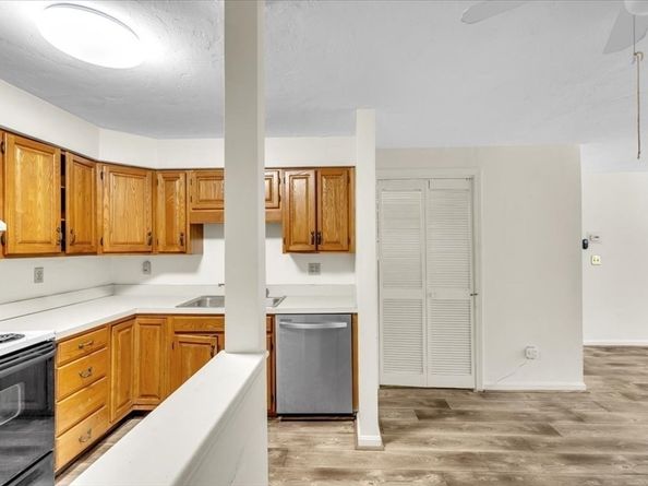 610 S Franklin St D304, Holbrook MA 02343