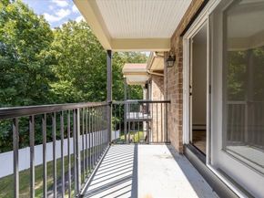 610 S Franklin St D304, Holbrook MA 02343