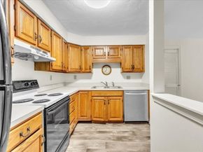 610 S Franklin St D304, Holbrook MA 02343