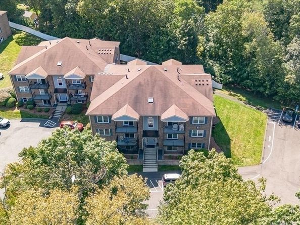 610 S Franklin St D304, Holbrook MA 02343