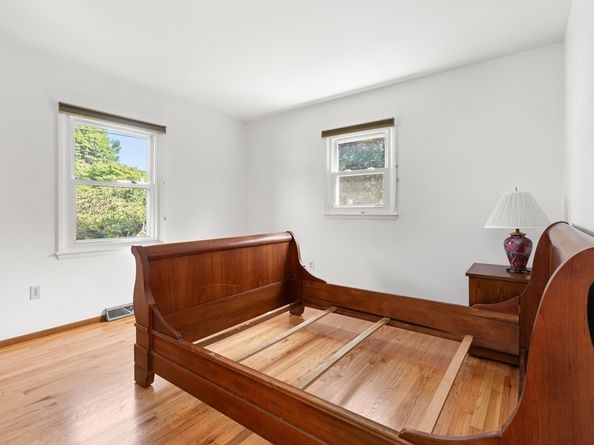 7 Peters Rd, Newburyport MA 01950