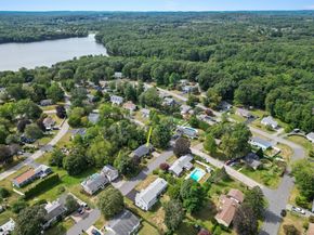 7 Peters Rd, Newburyport MA 01950